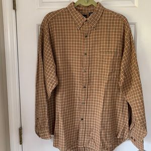 GAP Brown Plaid Flannel Shirt in Large